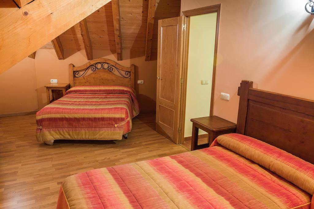 Apartment Casa Blas Gistain Ruang foto