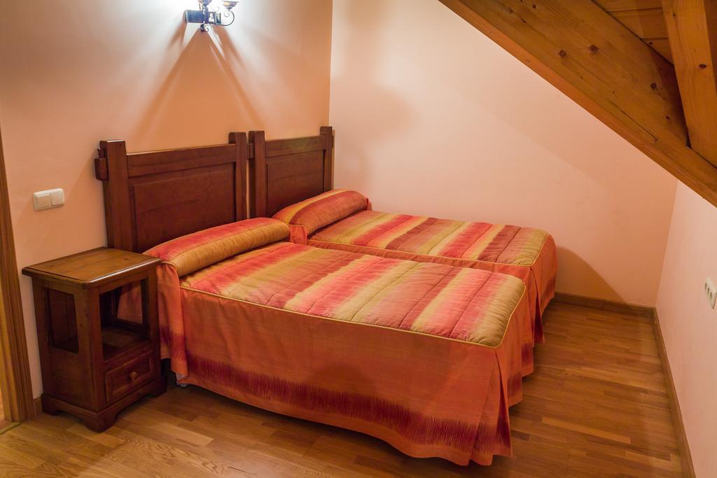 Apartment Casa Blas Gistain Ruang foto